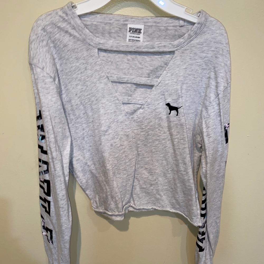 PINK cropped longsleeve shirt
